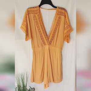 Forever 21 Crochet Trim Mustard Yellow Romper Size Large Junior